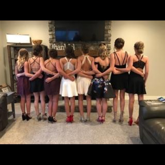 Meet your Posher, Renae - Picture 1 of 1